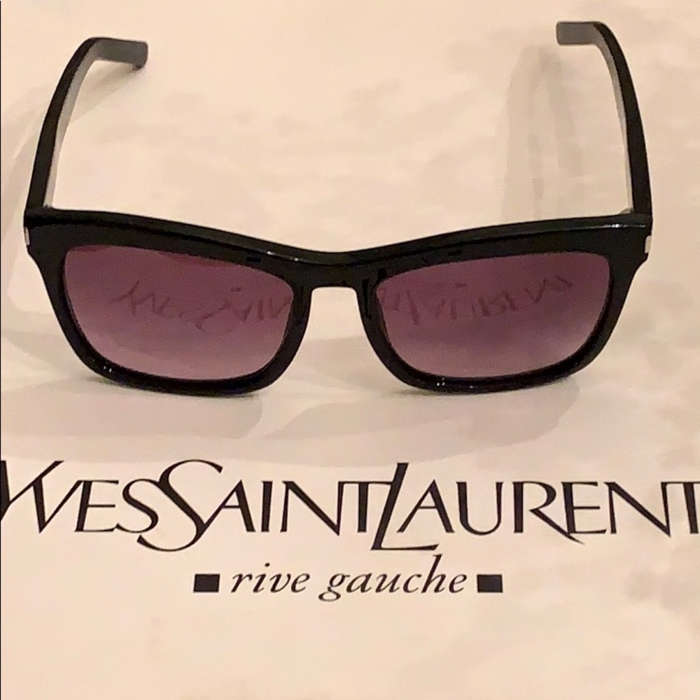 YSL Sunglasses. Black.